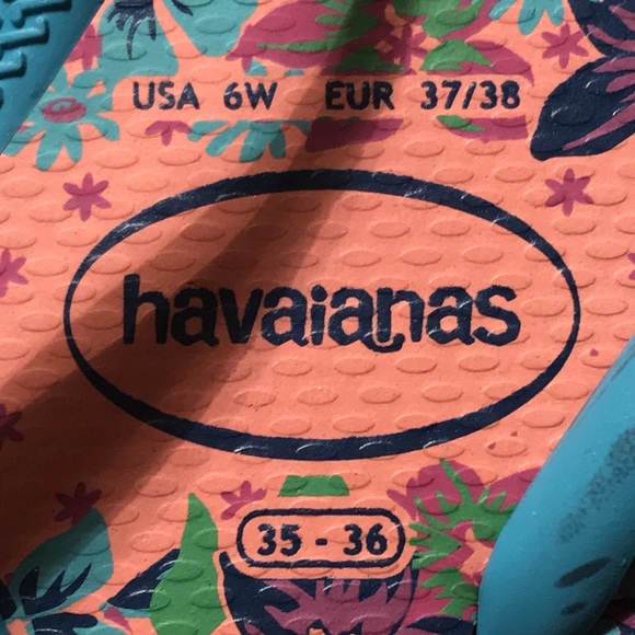 NWOT - havaianas flip flops - Picture 7 of 7
